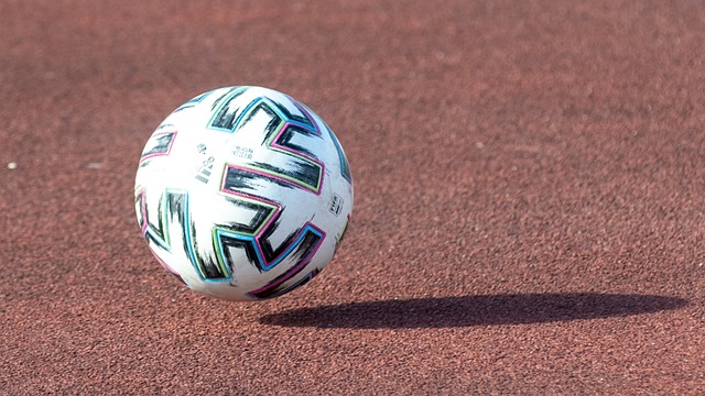 季后赛中创 季后赛中创